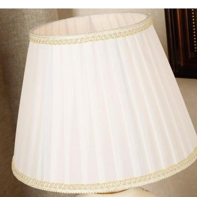 ĐÈN BÀN PHONG CÁCH CHÂU MỸ